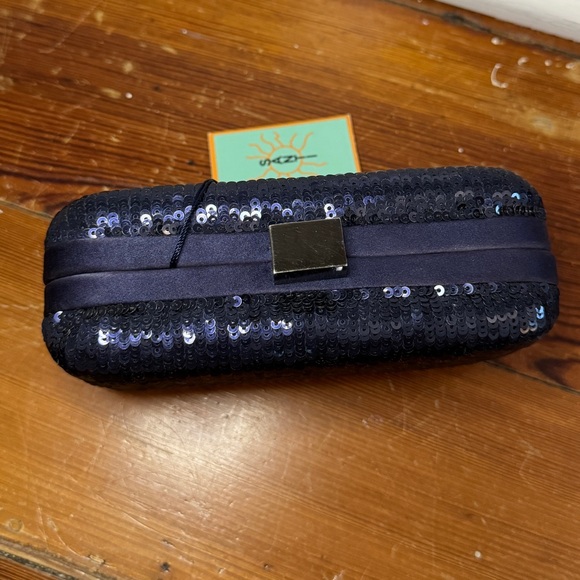 NWT Santi Navy Sequence and Satin Box Clutch Clam Shell Crossbody - Picture 5 of 10